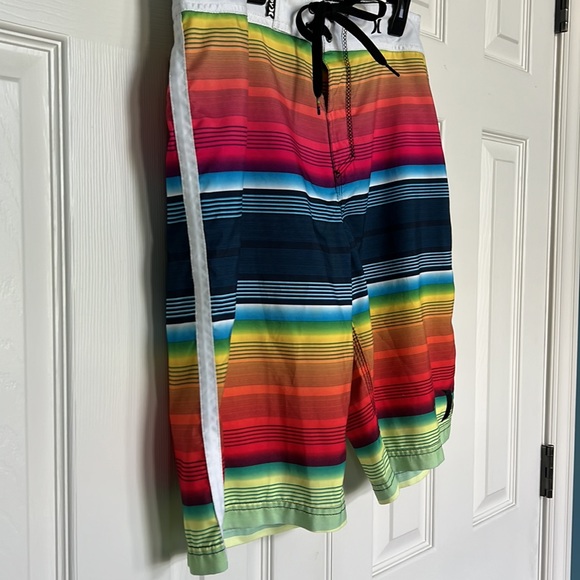 Men’s Hurley Swim Trunks - Picture 8 of 8